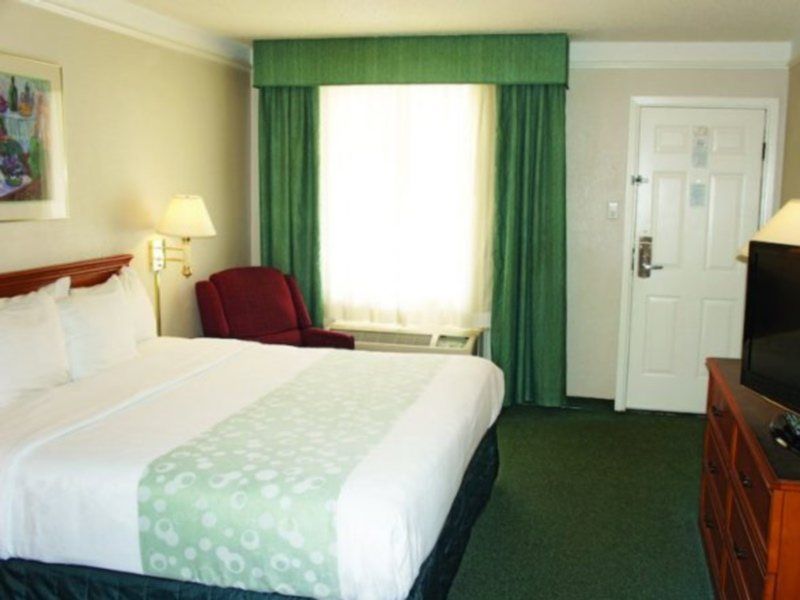 Hotel Baymont By Wyndham Area 3*
